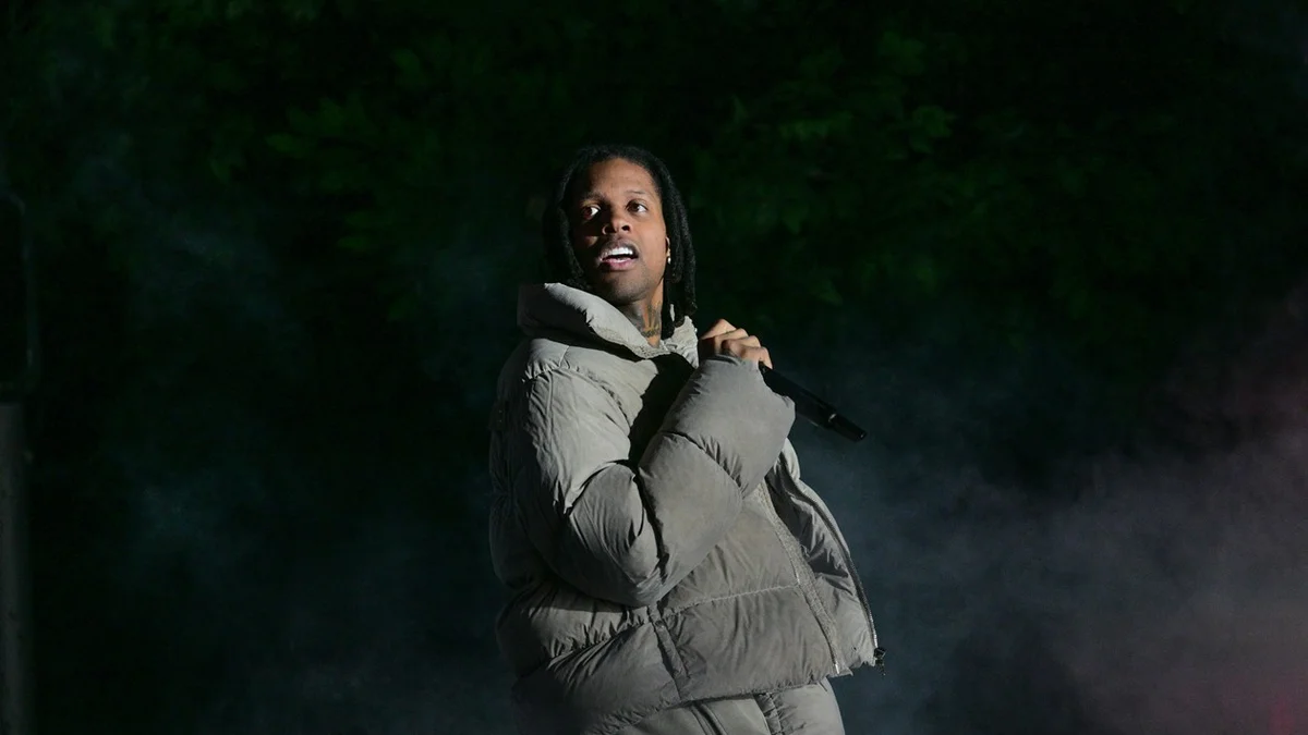 Rapper Lil Durk é absolvido de acusação de assassinato por encomenda