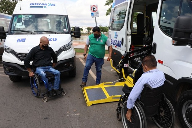 Termina na segunda (14) o prazo para o eleitor com deficiência solicitar transporte para votação