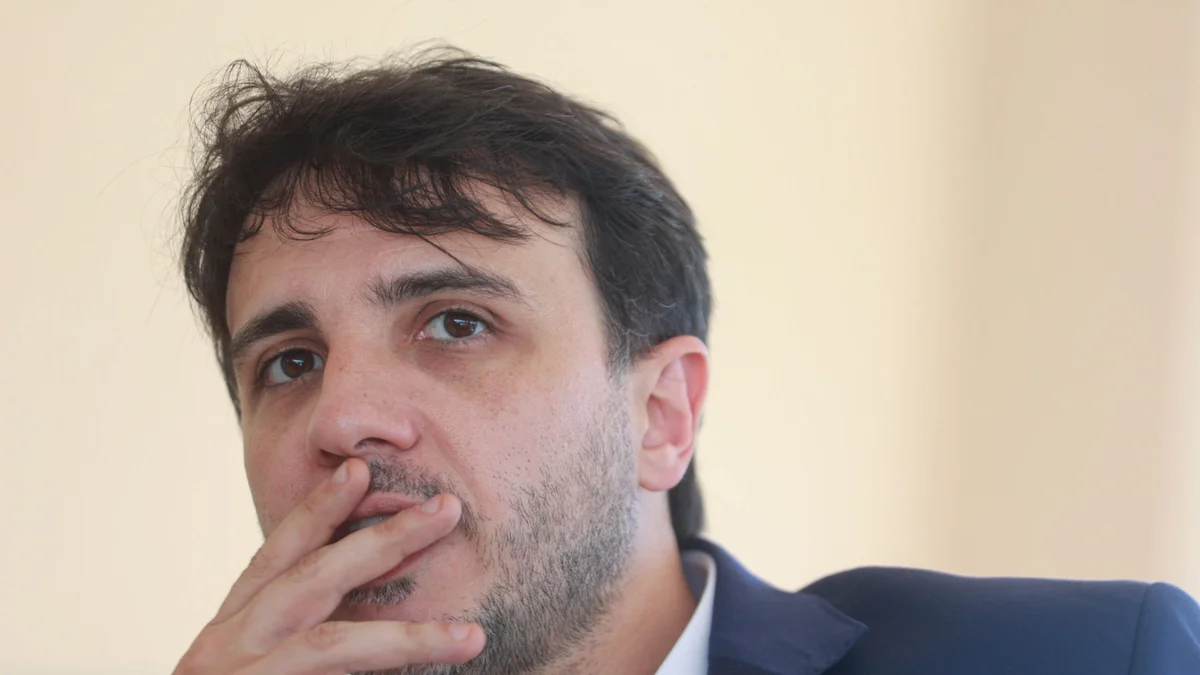 Sigilo do Master cai e Renan alfineta Flávio e Lula: "Vou dormir tranquilo"