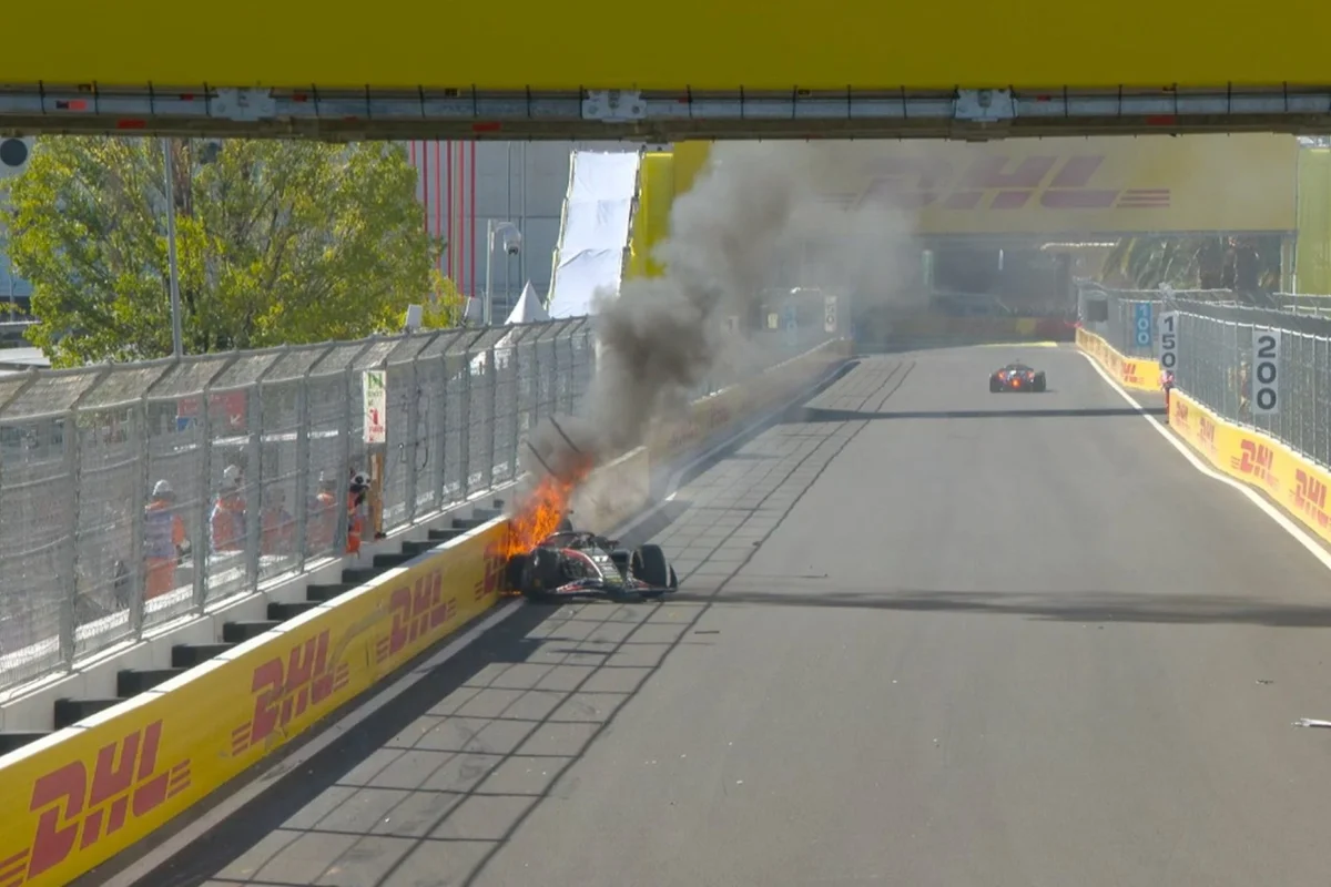 GP da Espanha: carro bate no muro e pega fogo durante treino da F2 em Madri