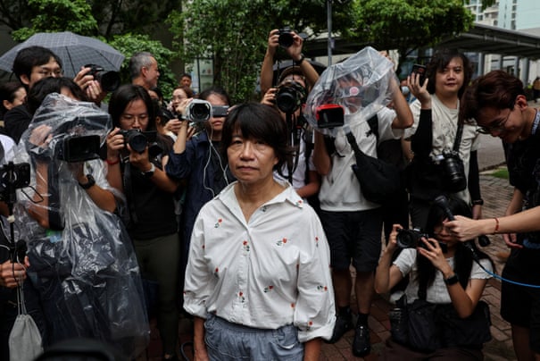 Organizadores de vigília na Praça Tiananmen condenados a sete anos de prisão em Hong Kong