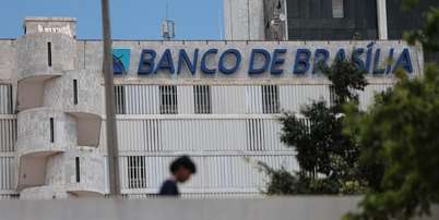 PF vê indícios de que o BRB negociou a transferência de R$ 12,2 bilhões ao Master na compra de 'ativos podres' do banco de Daniel Vorcaro Foto: Joédson Alves/Agência Brasil / Estadão