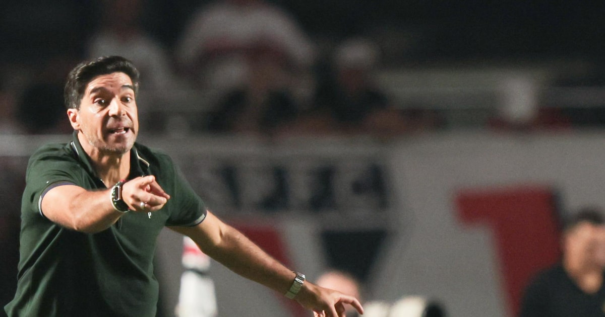 Abel Ferreira leva suspensão de 3 jogos por chutar microfone e não estará em Palmeiras x São Paulo