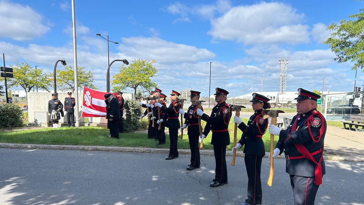 Montreal firefighters commemorate 9/11 and the bond with New York City