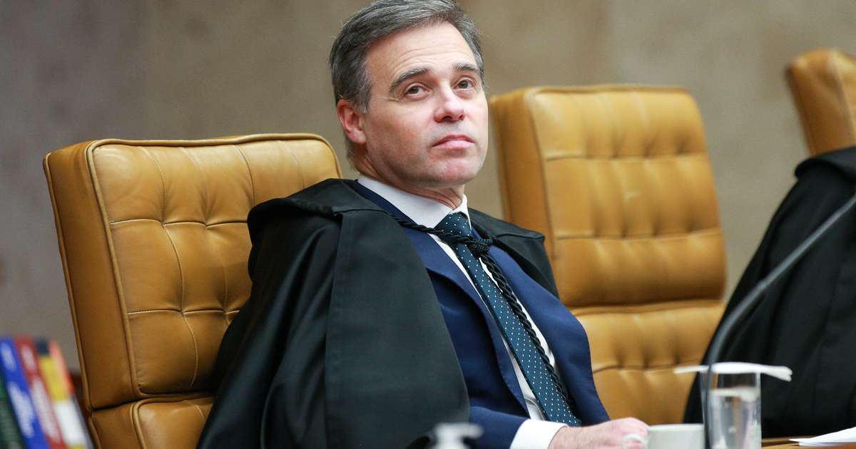 Mendonça reforça que não tem acesso ao histórico do celular de Vorcaro