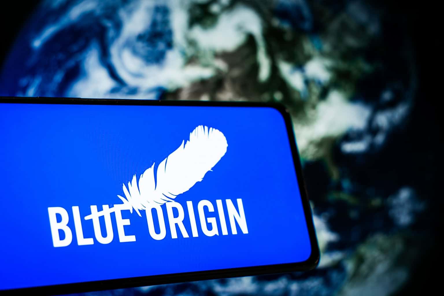 Rocket Lab contesta contrato de R$ 3,7 bilhões da NASA dado à Blue Origin