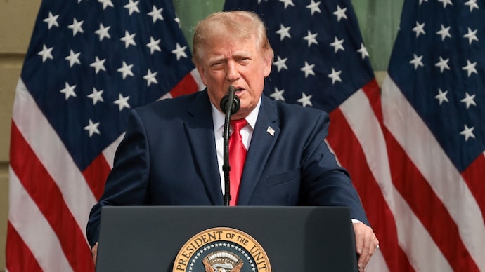 Imagem da matéria: Choque para Trump à medida que juiz dos EUA bloqueia perguntas sobre lealdade para candidatos a cargos federais