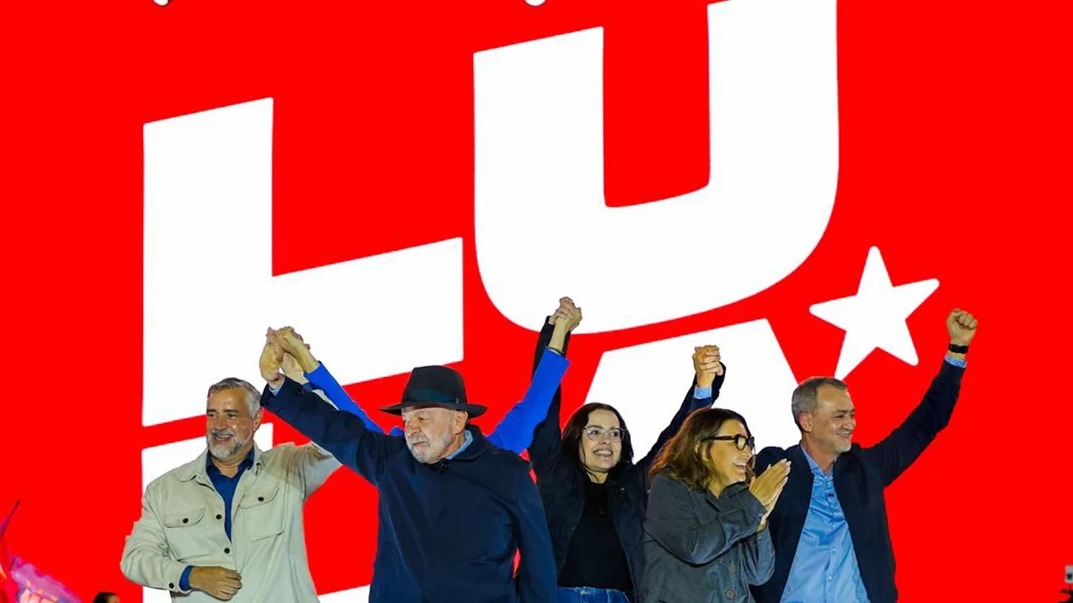 Lula diz que governo Bolsonaro “criou” Vorcaro: “Bandido virou banqueiro”