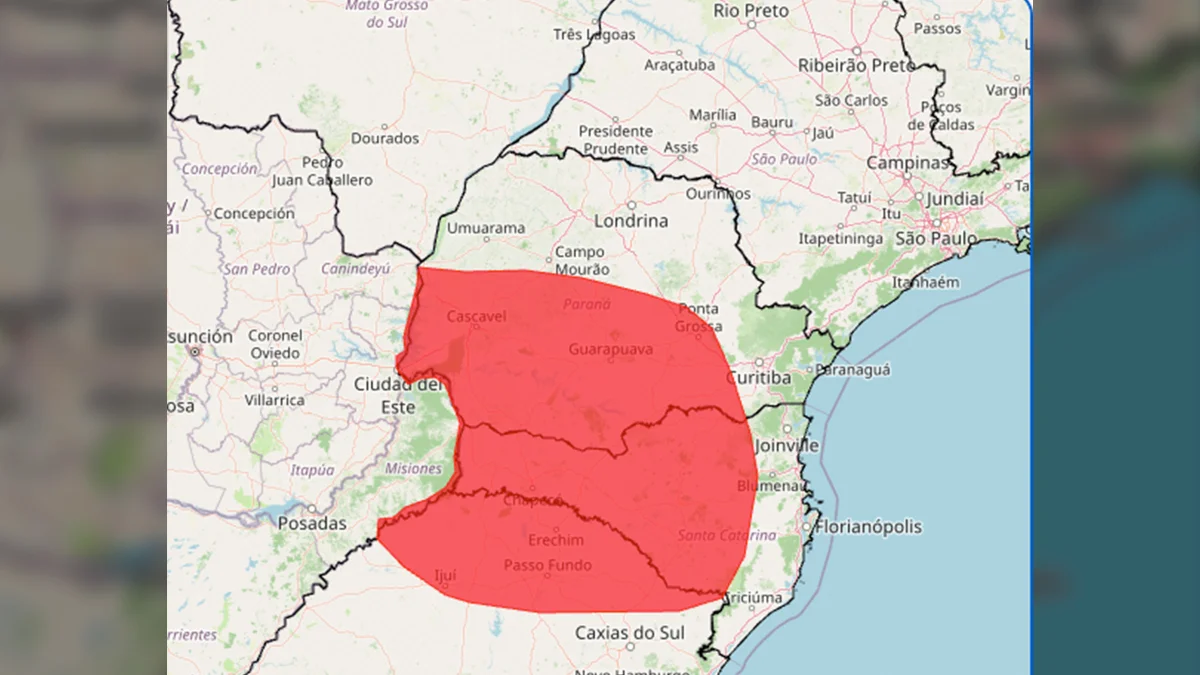 Alerta de grande perigo para tempestade alcança 396 cidades do Paraná