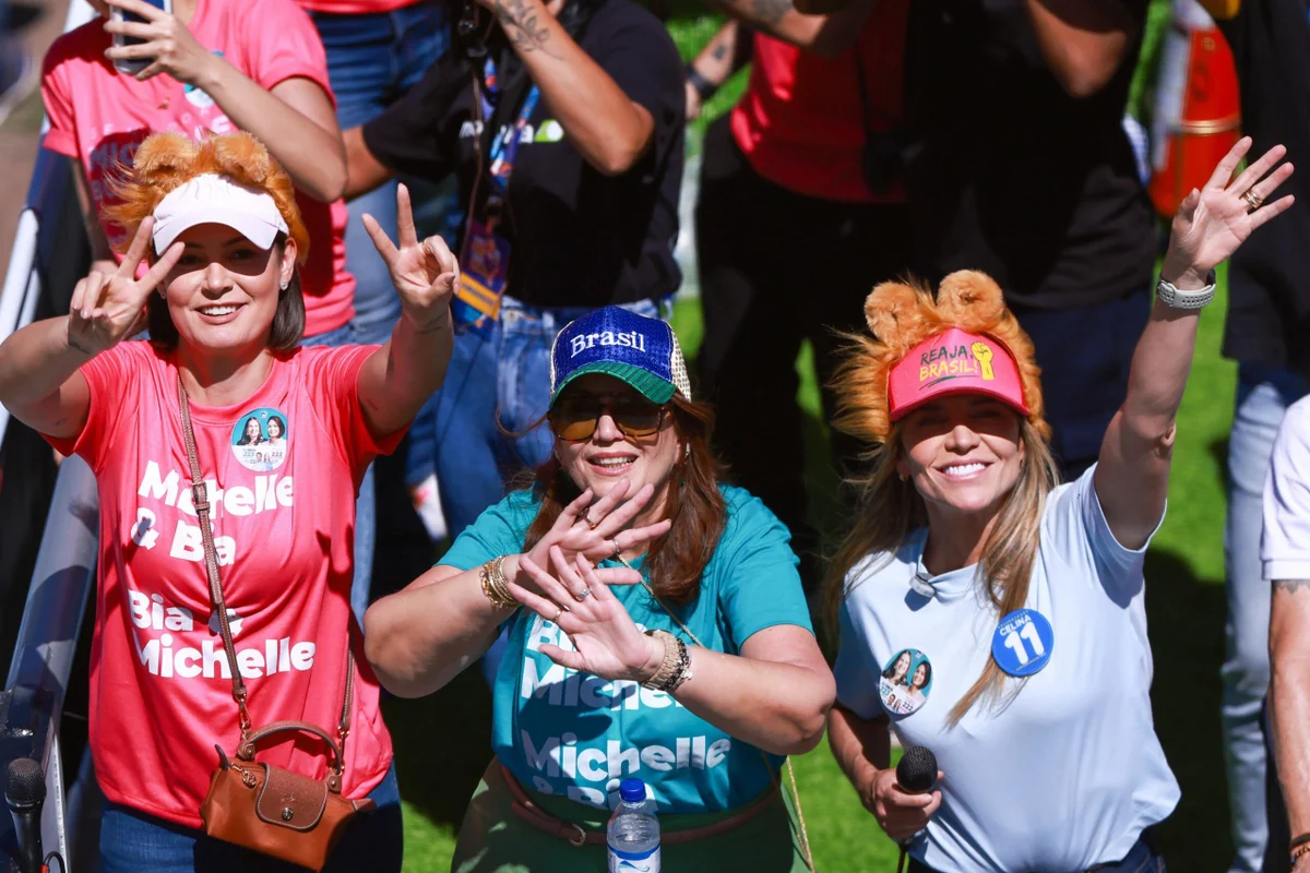 A Carreata do 22 em Ceilândia, com Michelle Bolsonaro e Celina Leão Eleições de 2026 Brasilia DF Metropoles