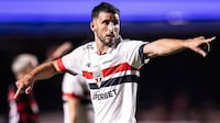 Duelo dos desesperados: veja o que está em jogo no duelo entre Chapecoense e Internacional deste sábado (12)
