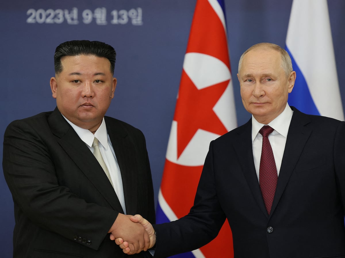 Kim Jong-un promete em uma carta seu "apoio inalterável" a Putin na guerra contra o Ucrânia