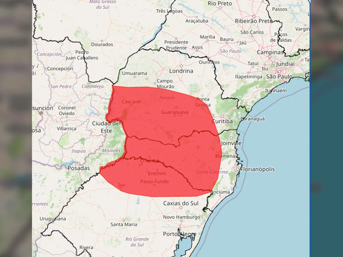Alerta de grande perigo para tempestade alcança 396 cidades do Paraná