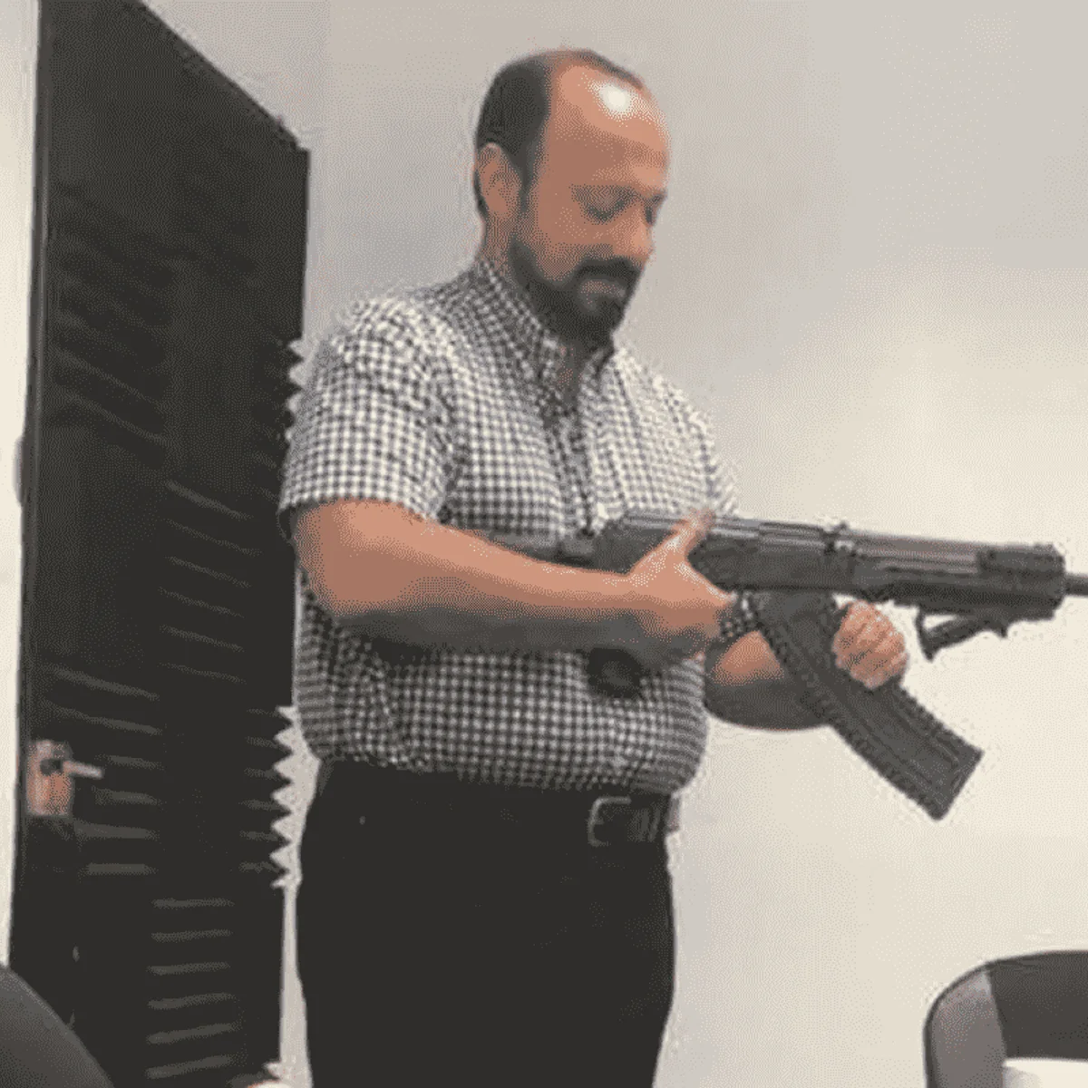 Maior traficante de armas da América do Sul é extraditado para o Brasil