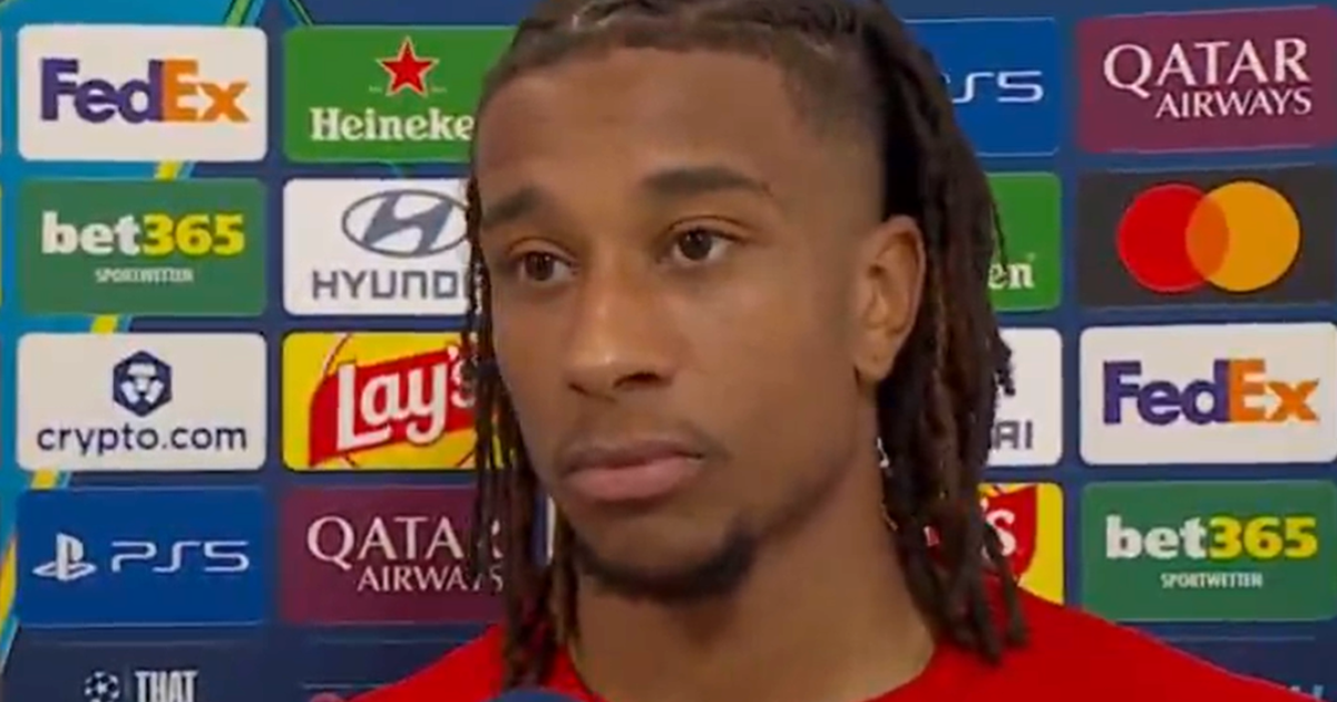 Olise viraliza com entrevista inusitada após goleada do Bayern na Champions: 'Pior entrevistado de todos os tempos'