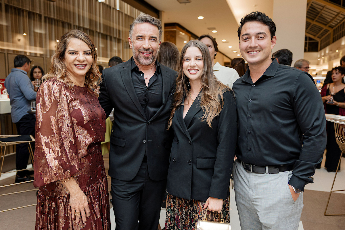 Andrea Farias, André Monjardim, Vanessa Coelho e Victor Thuin