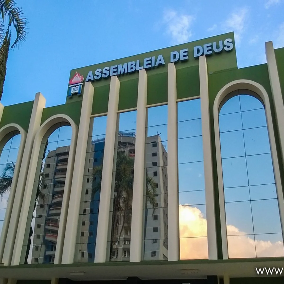Dark Horse: Pastor da Assembleia de Deus no DF é investigado pela PF