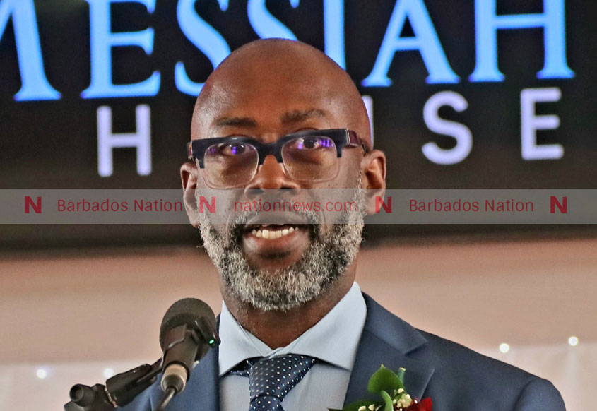 MAS a BUT rejeita as 'tentativas' dos contratados na Alma Parris